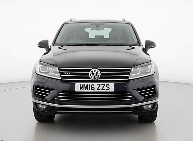 Used VW Touareg R-line 262 HP (192 kW) 2016 Black SUV