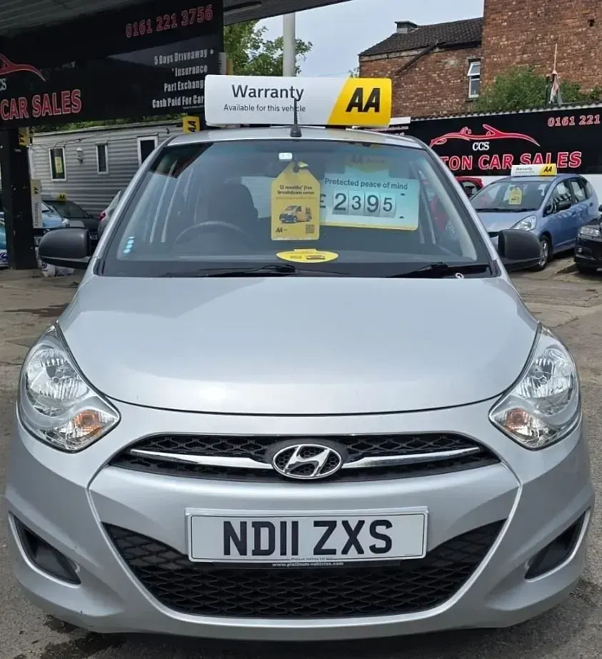 Used Hyundai i10 Classic 86 HP (63 kW) 2011 Silver Hatchback