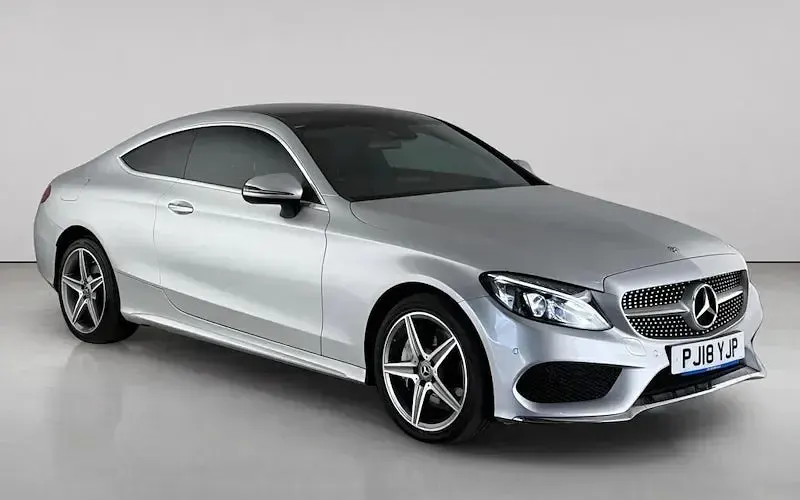 Used Mercedes C250 AMG Line Premium Plus 204 HP (150 kW) 2018 Coupe