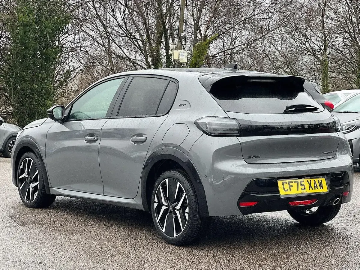 New Peugeot 208 Premium 108 HP (79 kW) 2025 Grey Hatchback