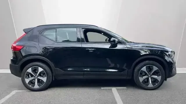 Used Volvo XC40 Plus 197 HP (144 kW) 2025 SUV