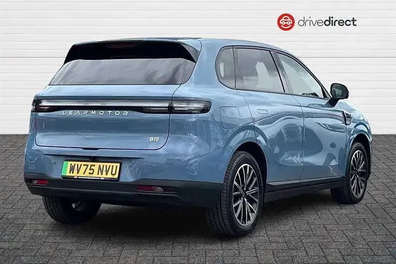 Used Leapmotor B10 160 kW (218 HP) 2026 Blue SUV