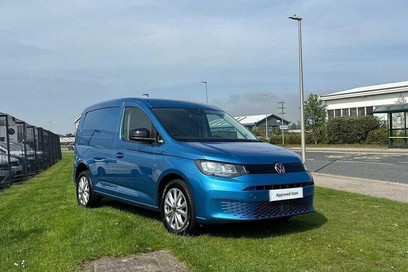 Blue Used 2022 VW Caddy Pro MPV | £20,999 (Good price) - Image 1/4