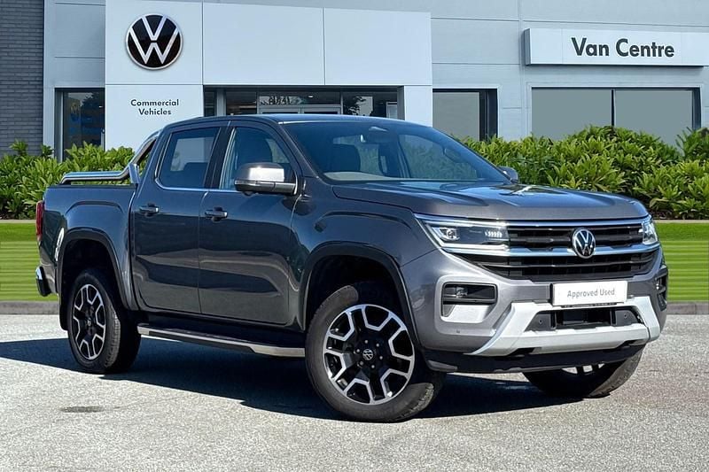 Grey Used 2024 VW Amarok Style Pickup | £32,991 (Good price) - Image 1/4