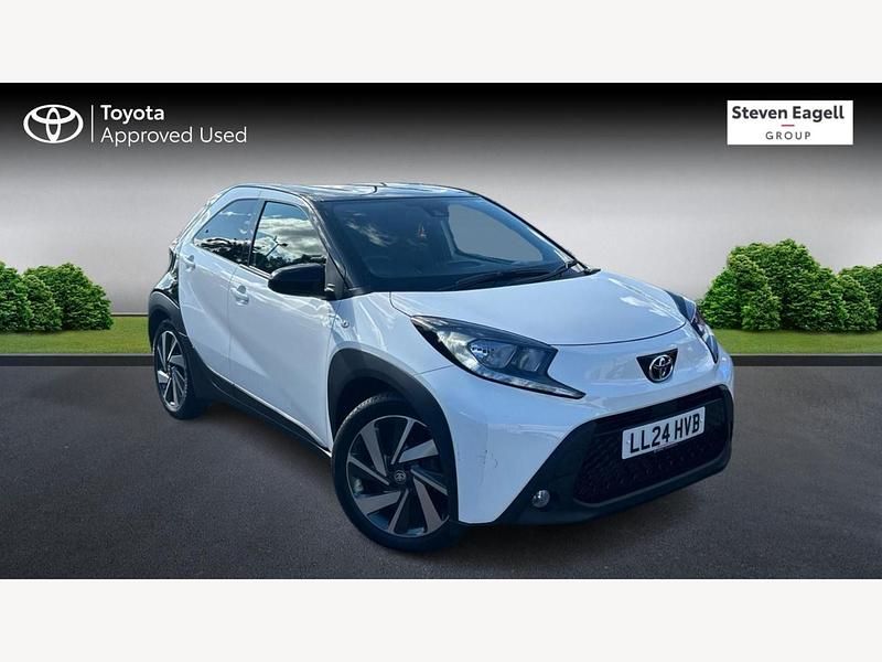 White Used 2024 Toyota Aygo X SUV | £13,808 - Image 1/3