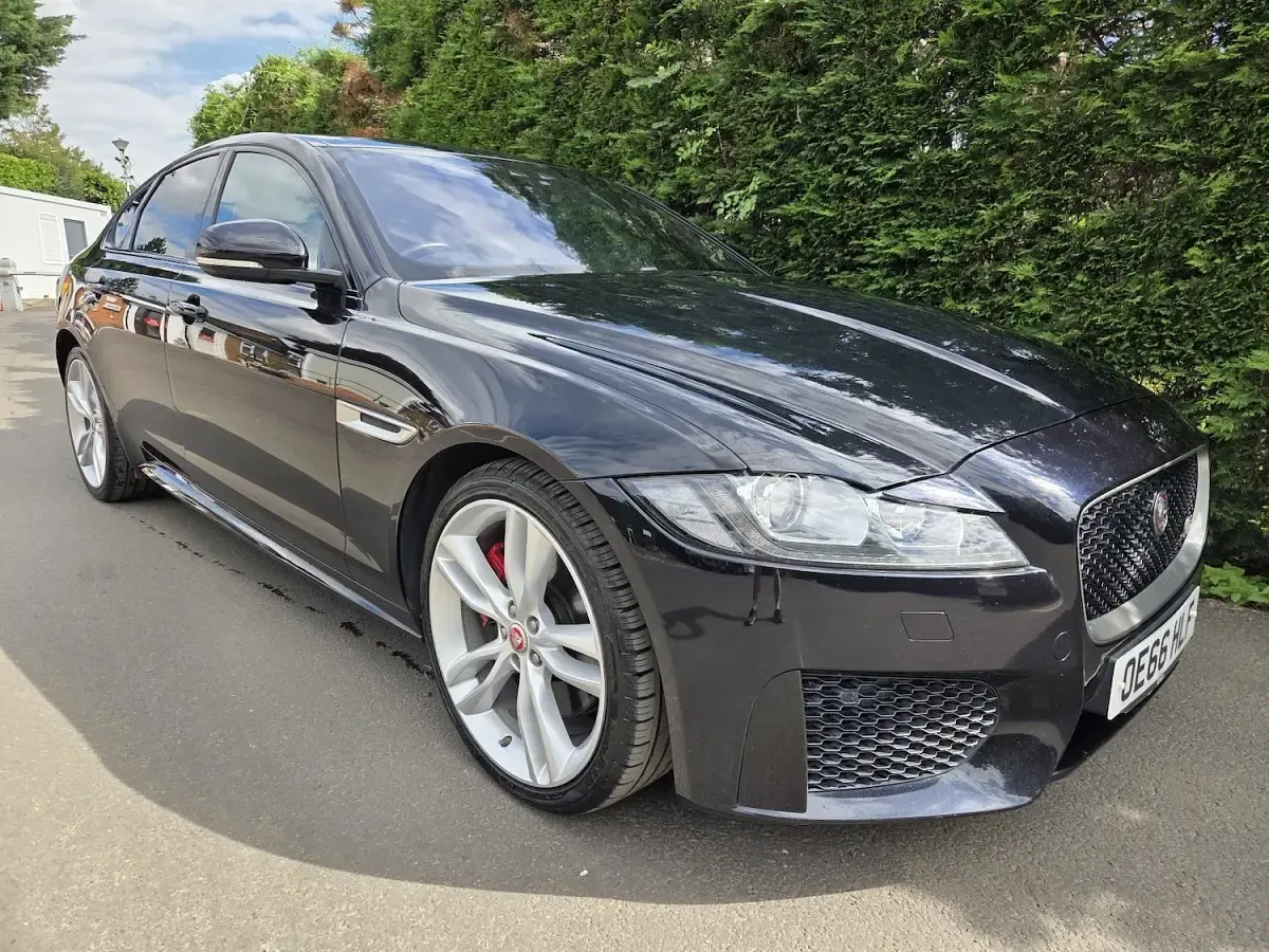 Used Jaguar XF S 300 HP (220 kW) 2016 Black Sedan