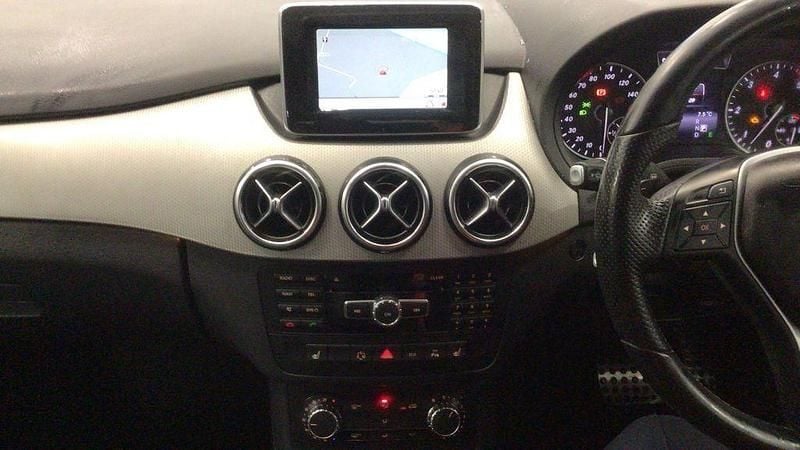 Used Mercedes B220 170 HP (125 kW) 2014 Silver MPV