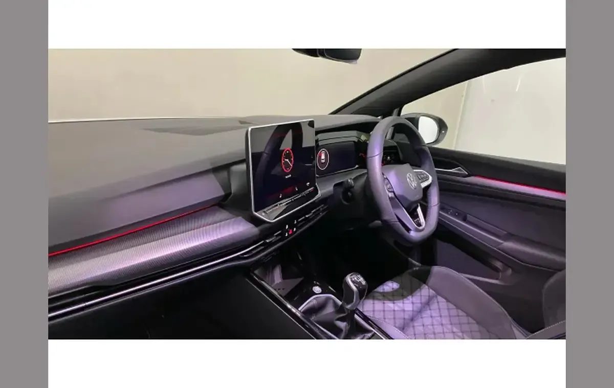 Used VW Golf VIII Black Edition 150 HP (110 kW) 2025 White Hatchback