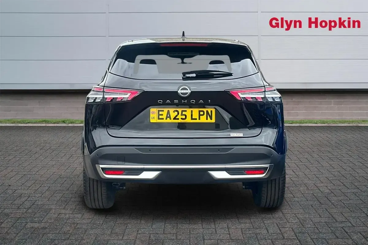 Used Nissan Qashqai Tekna 140 HP (102 kW) 2025 Black SUV
