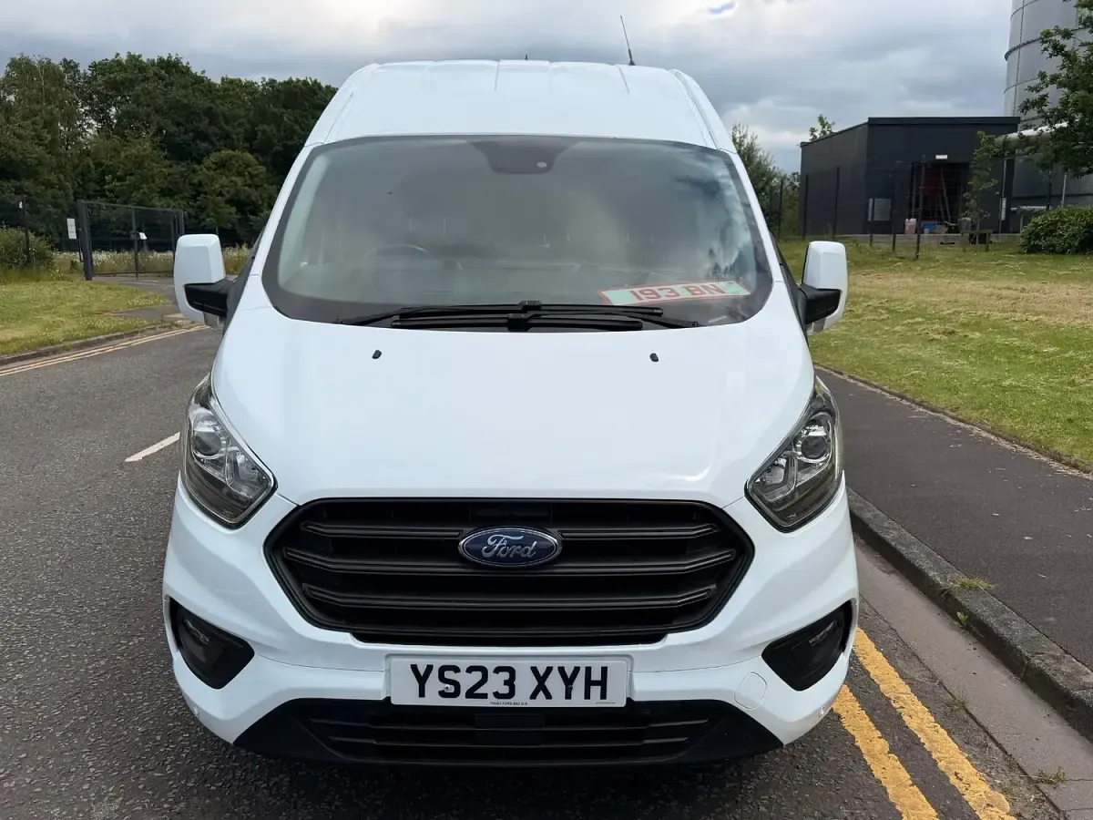 Used Ford Transit Custom Trend 130 HP (95 kW) 2023 White Van