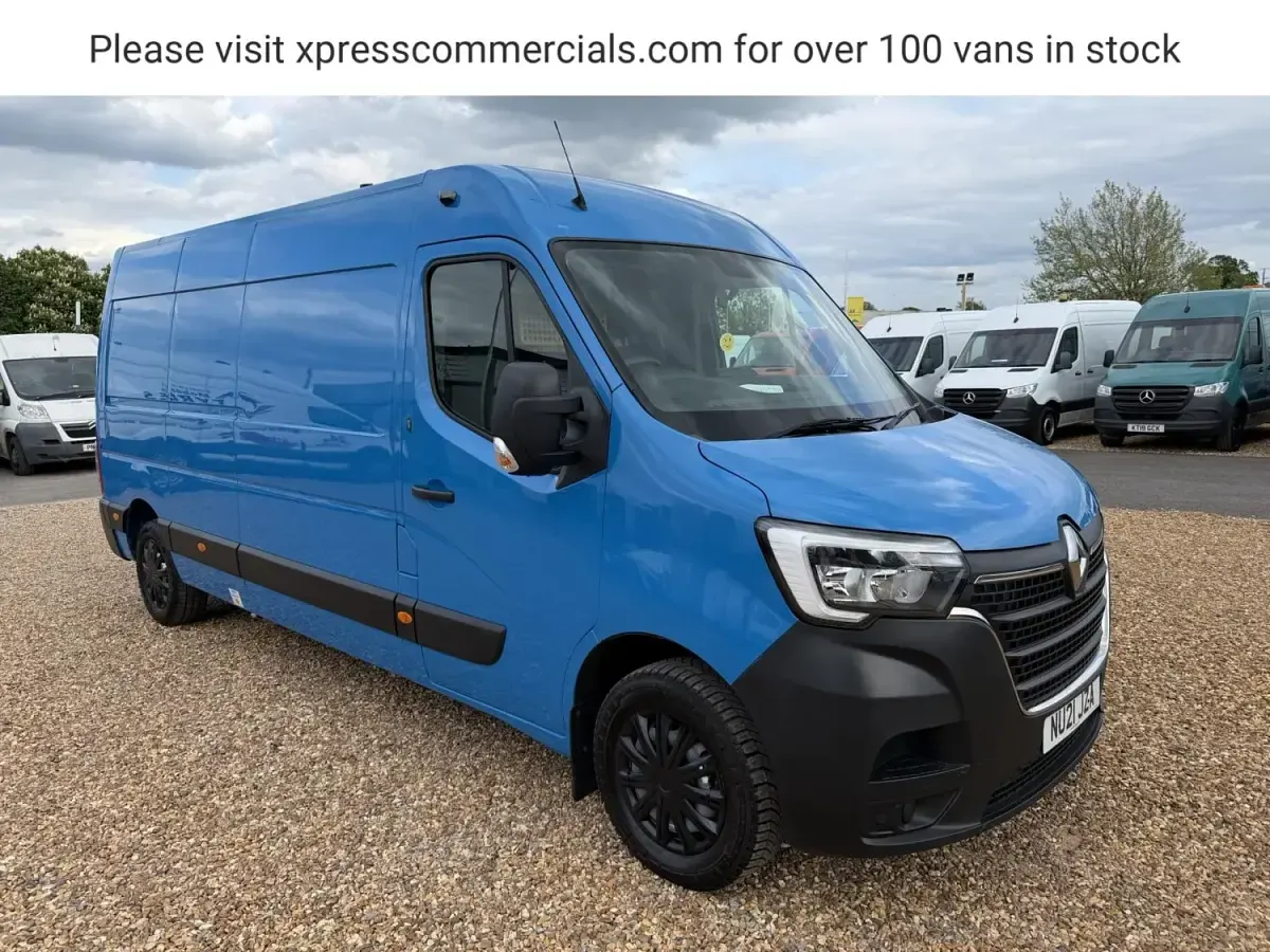 Used Renault Master Business 150 HP (110 kW) 2021 Blue MPV