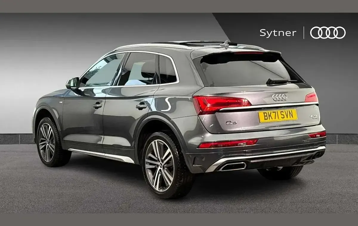 Used Audi Q5 S-Line 200 HP (147 kW) 2021 Grey SUV