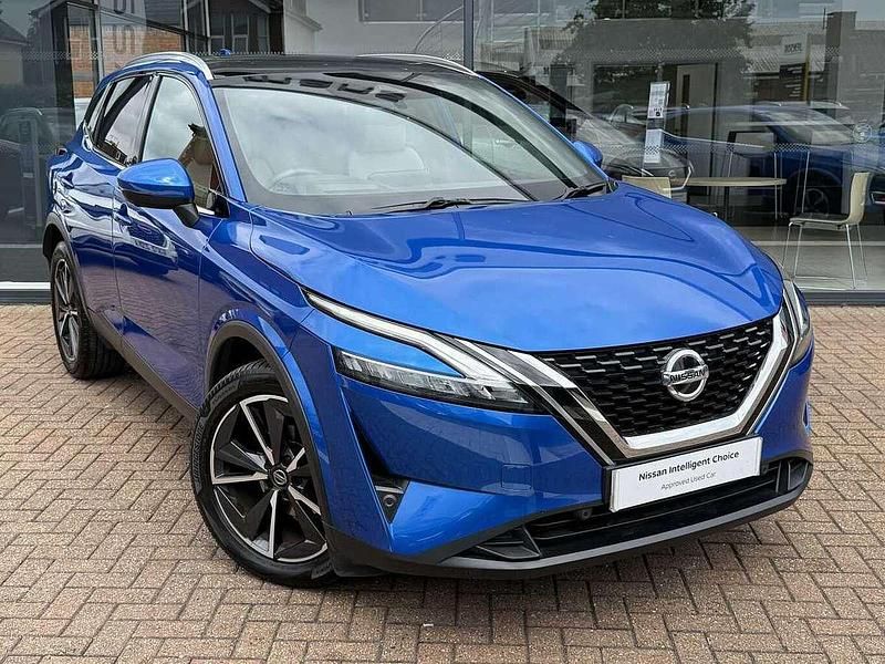 Blue Used 2022 Nissan Qashqai Tekna SUV | £22,599 (A bit pricey) - Image 1/3