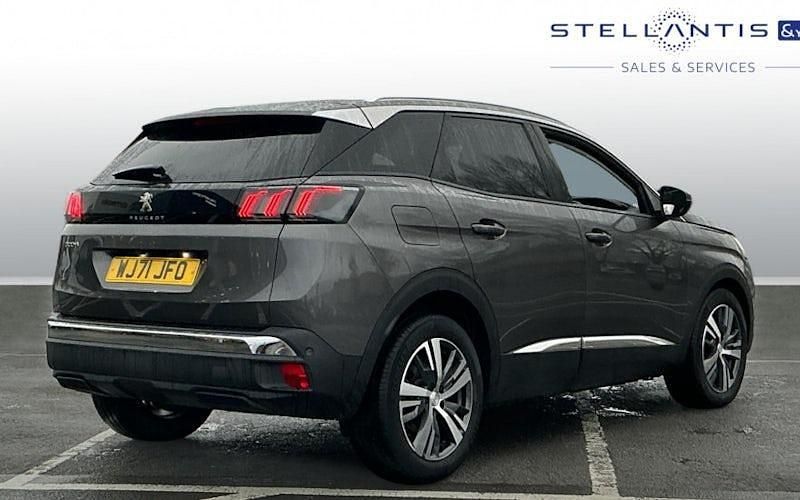 Used Peugeot 3008 Allure Premium 131 HP (96 kW) 2022 Estate