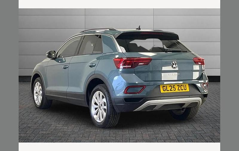 Used VW T-Roc Match 150 HP (110 kW) 2025 Blue SUV