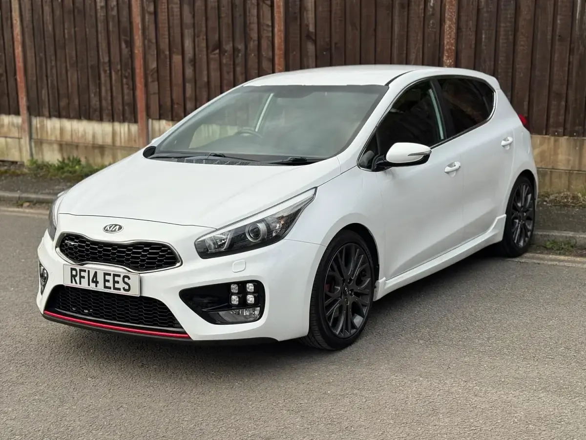 Used Kia Ceed GT GT 2014 White Hatchback