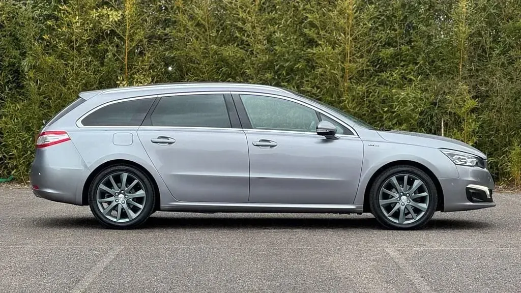 Second-hand Peugeot 508 SW GT-line 120 CP (88 kW) 2018 Gri Break