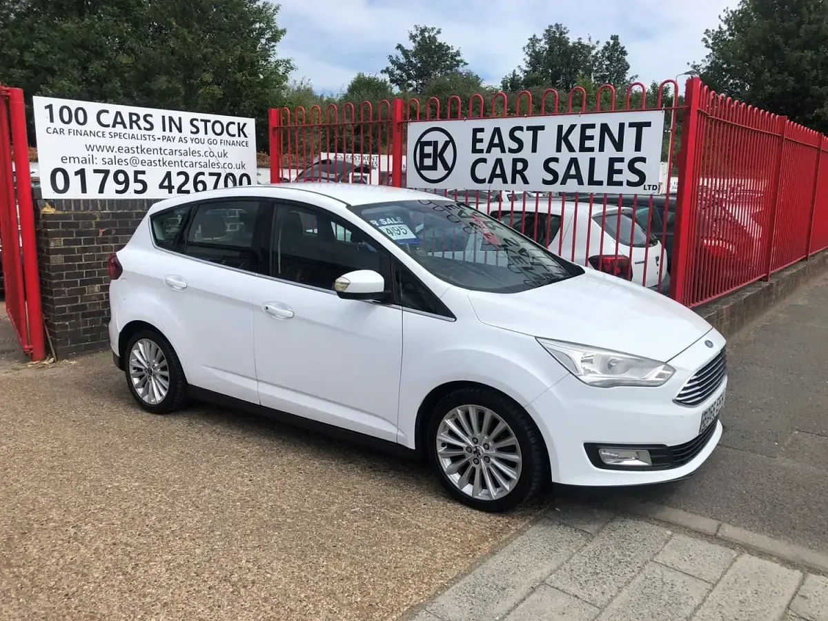 Begagnad Ford C-MAX Titanium 120 HK (88 kW) 2016 Vit Minibuss