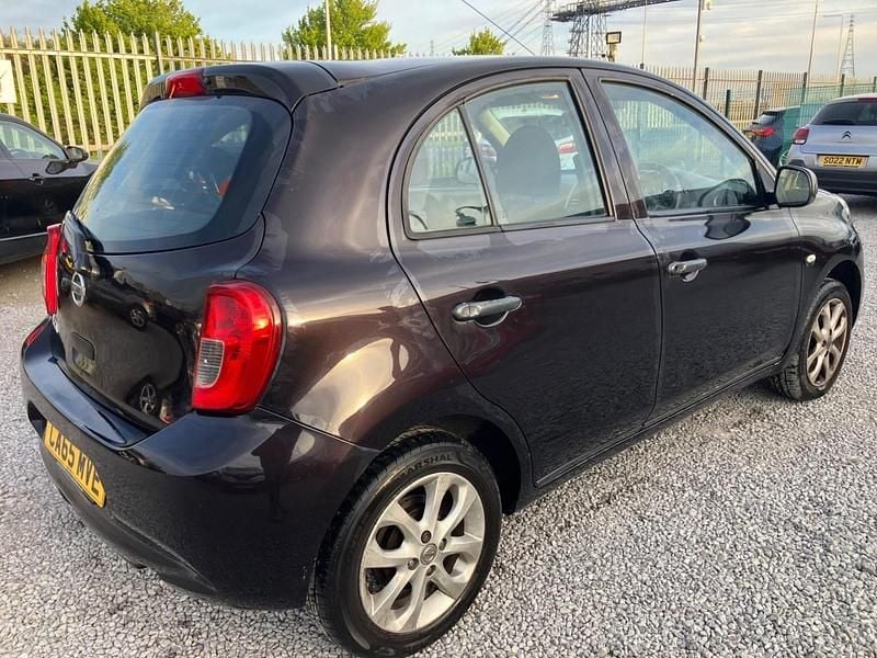 Begagnad Nissan Micra 2015 Svart Halvkombi
