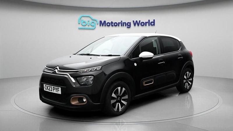 Used Citroën C3 PureTech 83 HP (61 kW) 2023 Black Hatchback