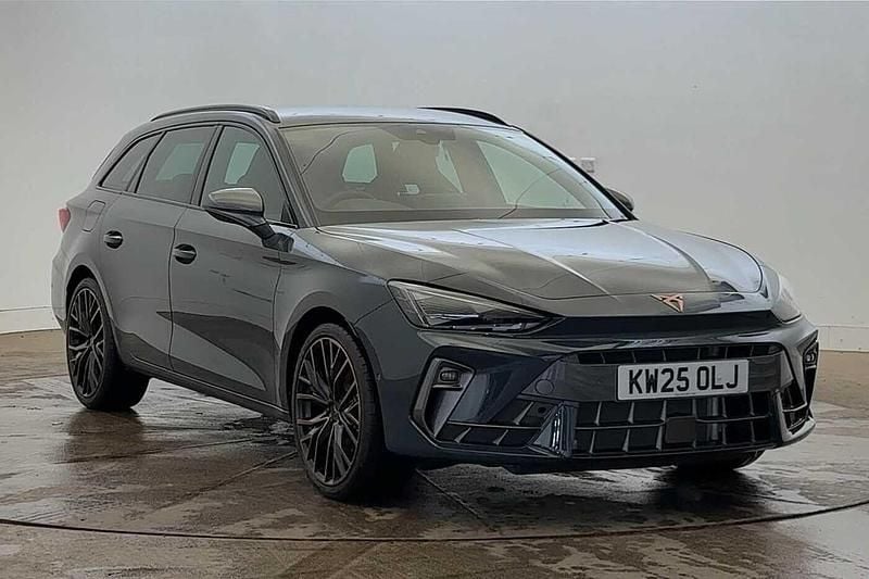 Blue New 2025 Cupra Leon Estate | £29,490 (Fair price) - Image 1/4