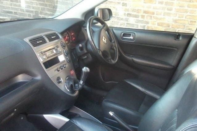 Image 3/4