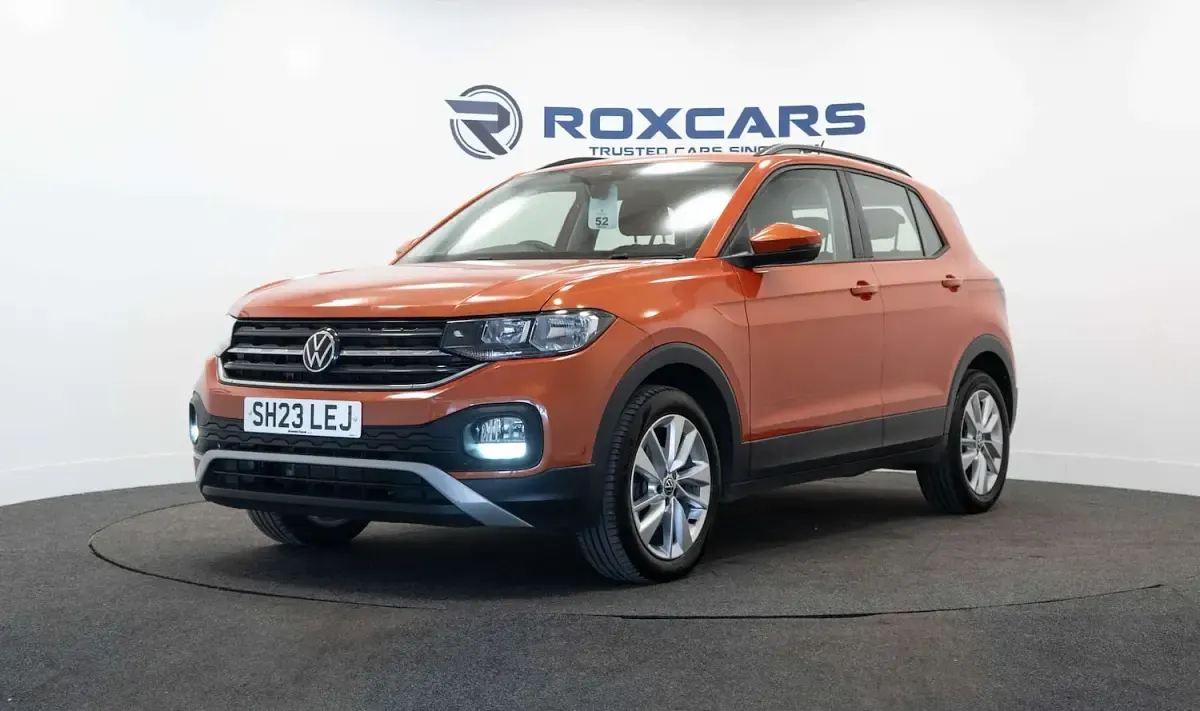 Used VW T-Cross SE 95 HP (69 kW) 2023 Orange SUV