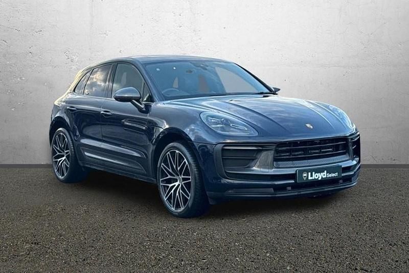 Used 2023 Porsche Macan SUV | £48,990 (A bit pricey) - Image 1/1