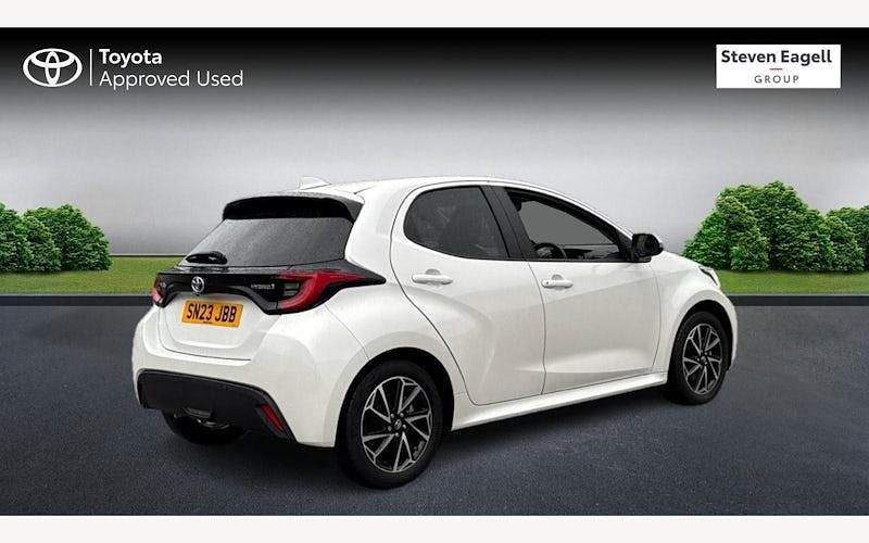 Used Toyota Yaris Hybrid Design 116 HP (85 kW) 2025 Hatchback