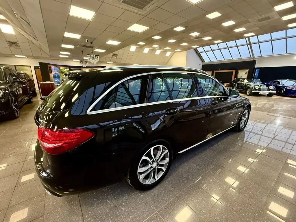 Używany Mercedes C220 2014 Czarny Kombi
