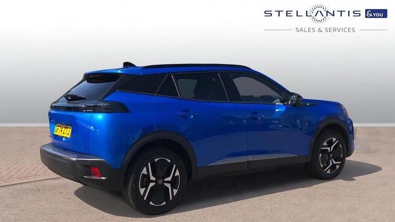 Used Peugeot e-2008 Allure 98 kW (134 HP) 2024 Blue SUV