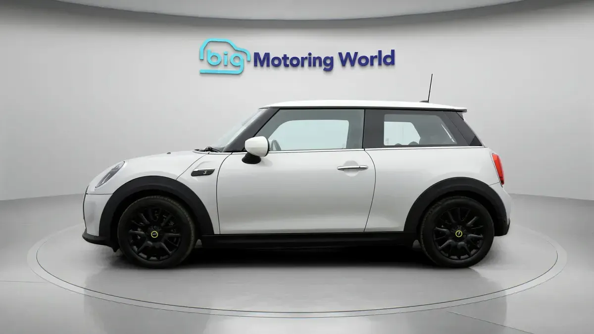 Used Mini Cooper SE Hatch 133 kW (181 HP) 2022 Hatchback