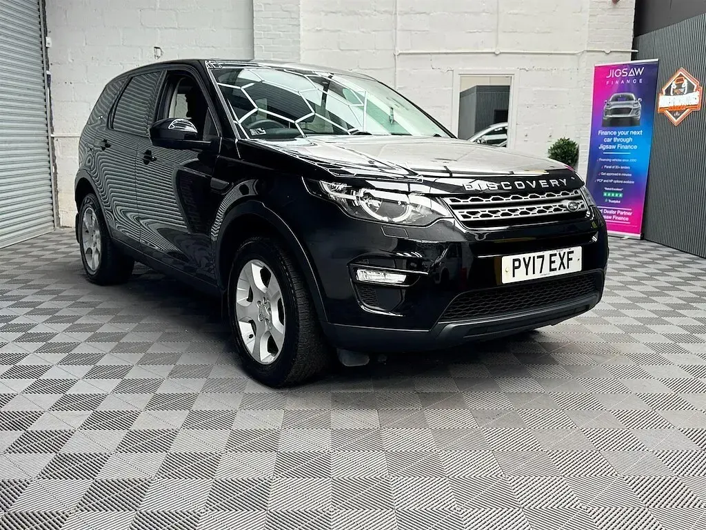 Used Land Rover Discovery Sport Pure 2017 Black SUV