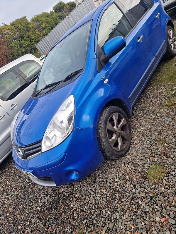Used Nissan Note N-TEC 90 HP (66 kW) 2010 Blue MPV