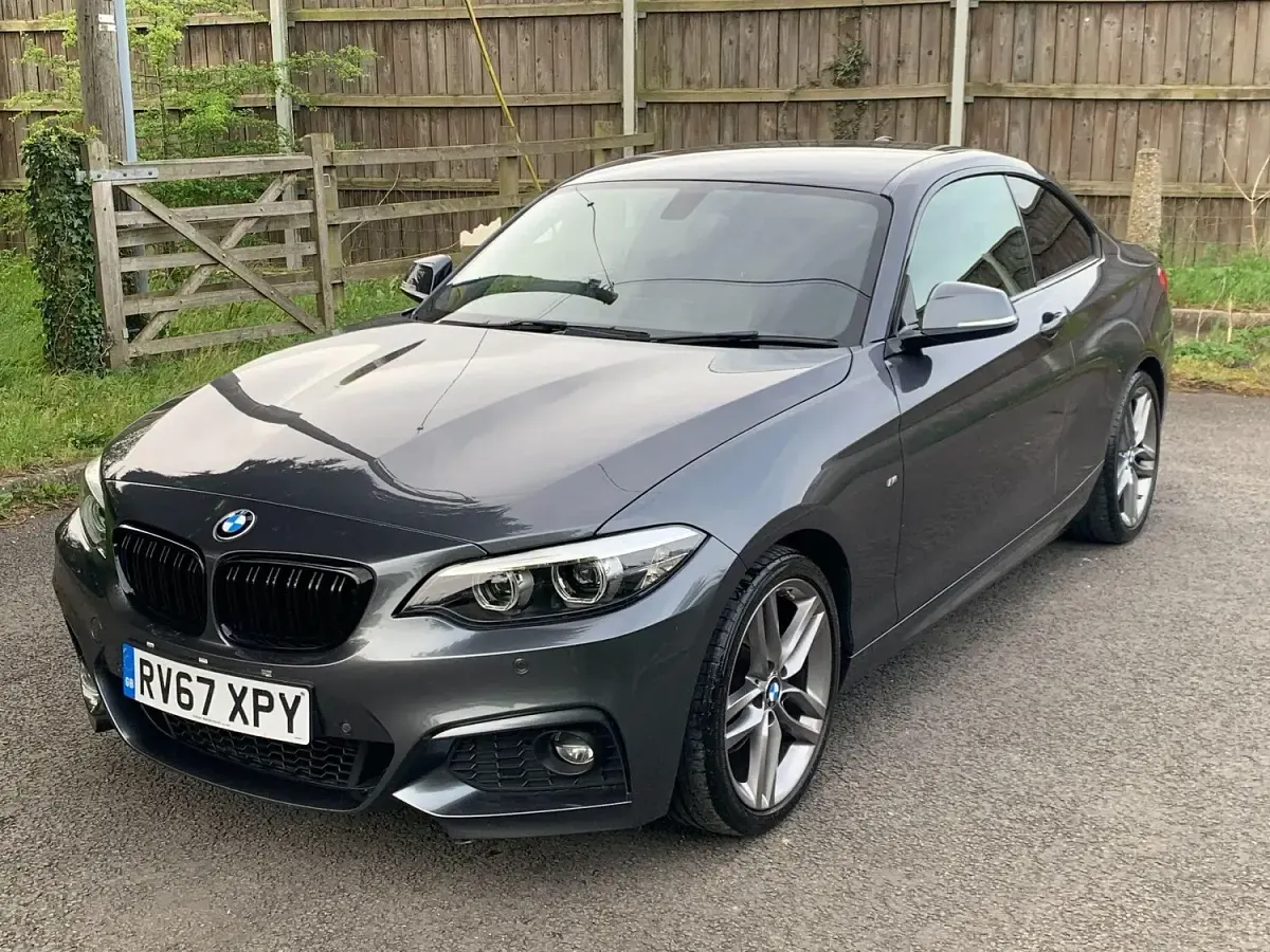 Usado BMW 220 M Sport 2017 Cinzento Coupé