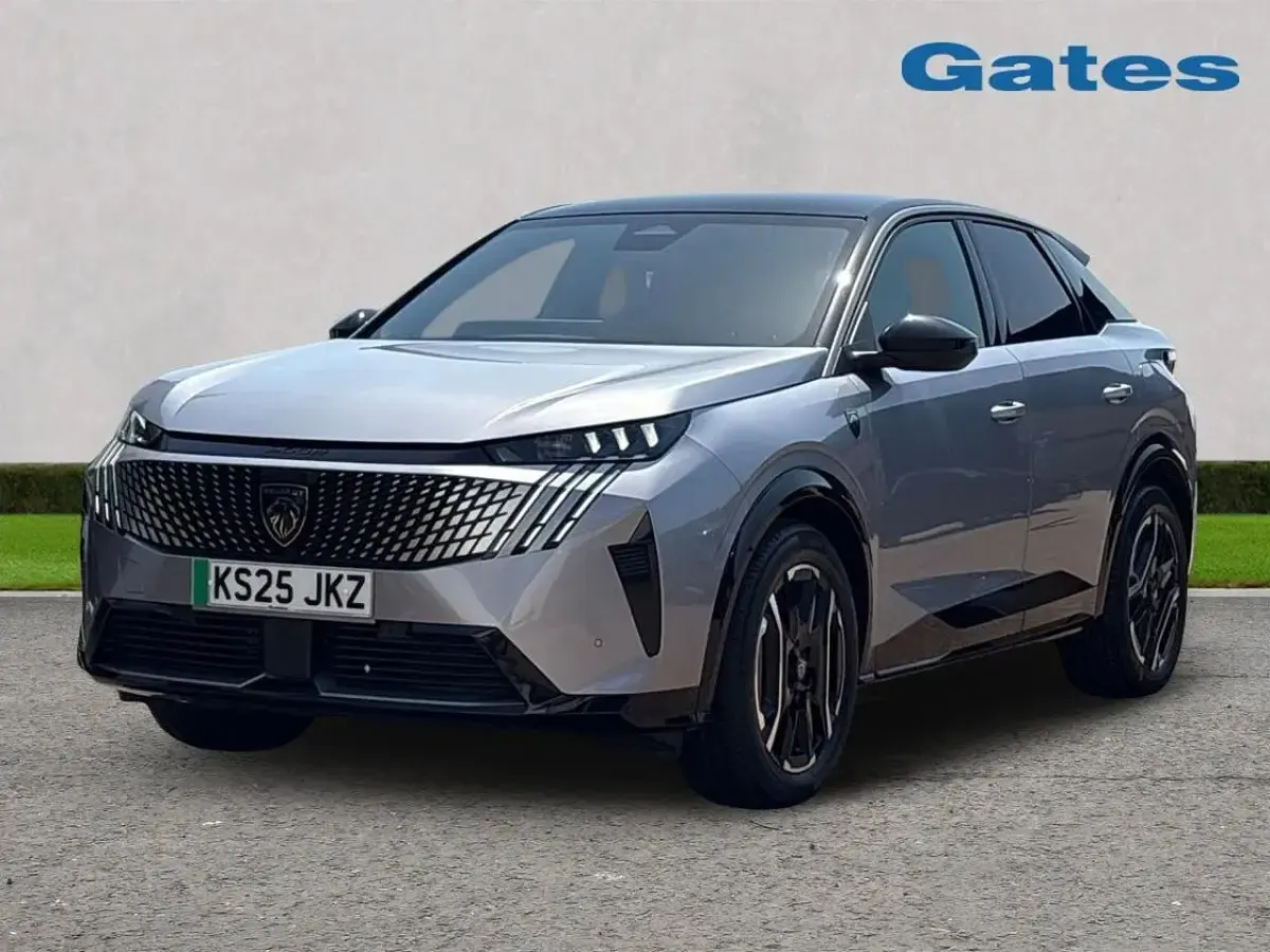 Used Peugeot e-3008 GT 152 kW (207 HP) 2025 Grey SUV