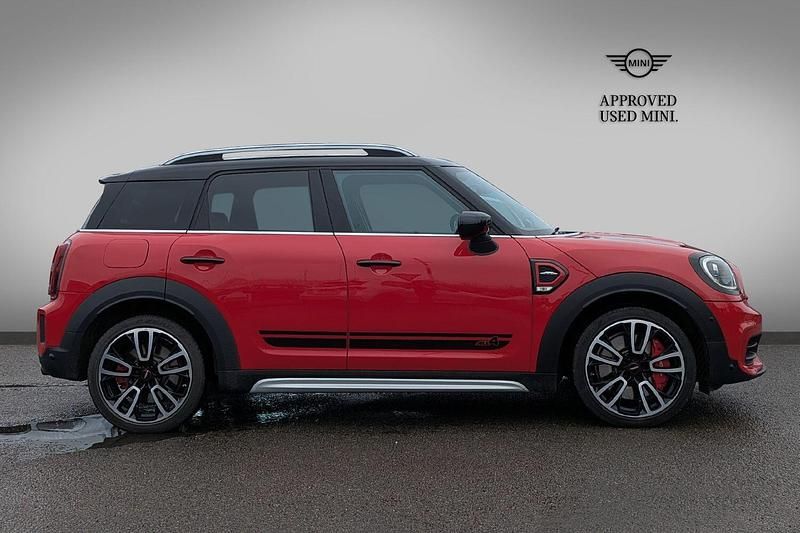 Used Mini John Cooper Works Countryman 302 HP (222 kW) 2023 Red SUV