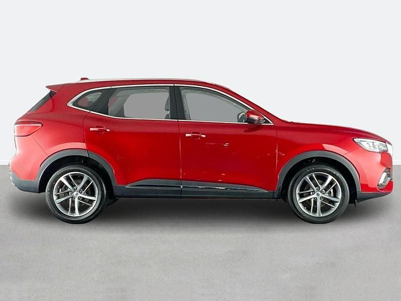 Used MG HS Excite 162 HP (119 kW) 2023 Red SUV
