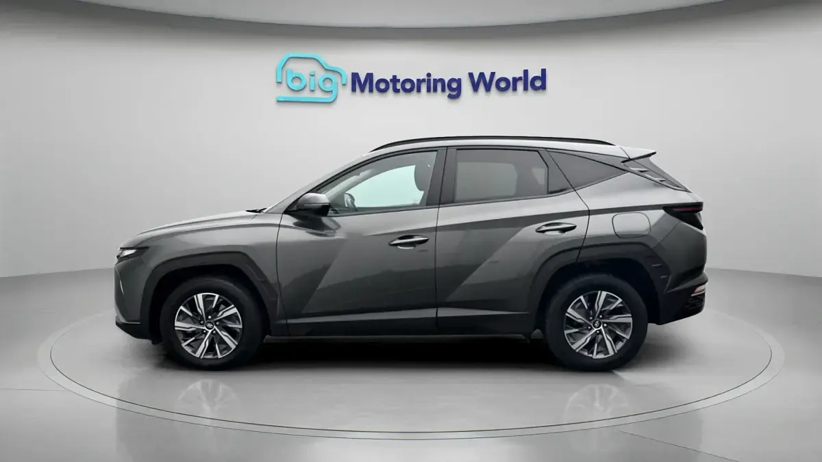 Used Hyundai Tucson SE 230 HP (169 kW) 2023 Grey SUV