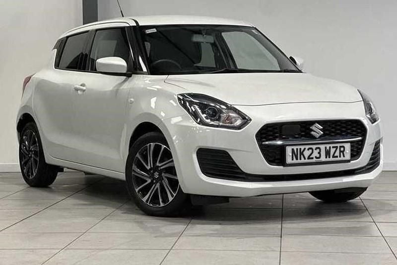 Used Suzuki Swift SZ-L 83 HP (61 kW) 2023 White Hatchback