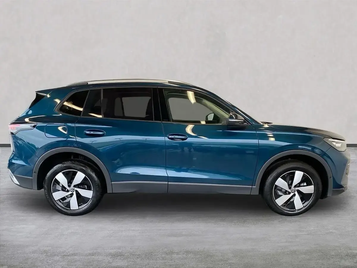 Used VW Tiguan Match 2026 Blue SUV