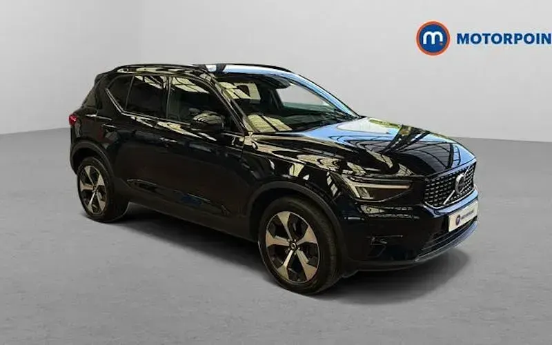 Used Volvo XC40 Plus 197 HP (144 kW) 2025 SUV