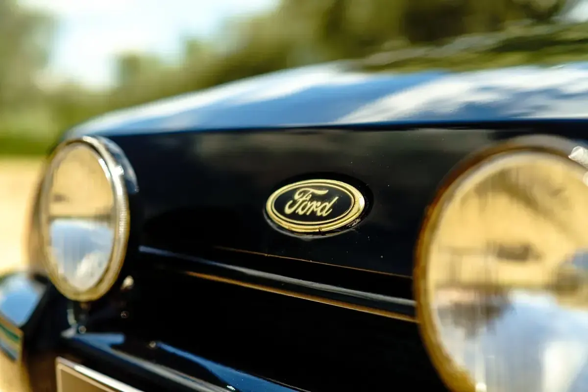 Used Ford Escort 105 HP (77 kW) 1990 Black Hatchback
