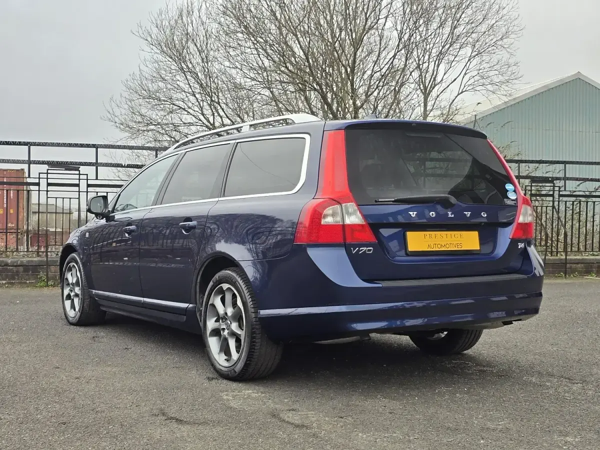 Käytetty Volvo V70 Ocean Race 2013 Sininen Farmari