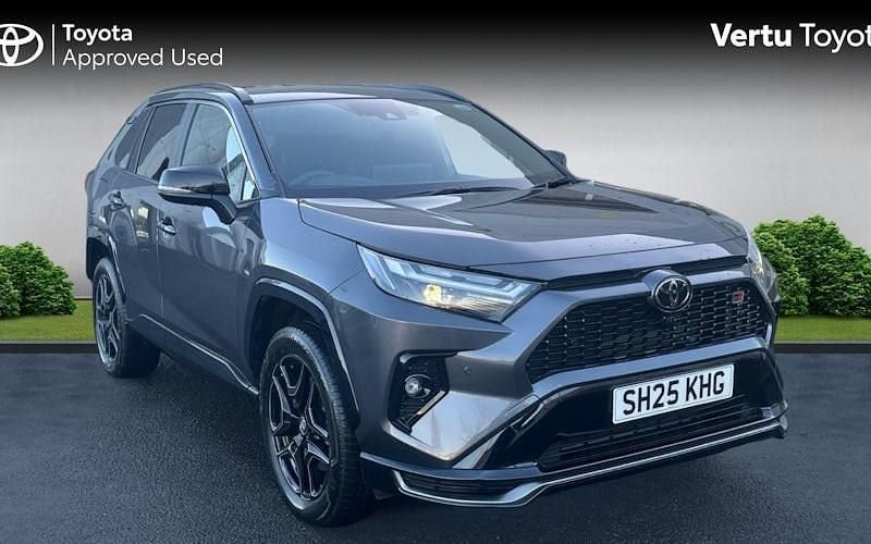 Used 2025 Toyota RAV4 Sport Estate | £41,472 (Good price) - Image 1/4