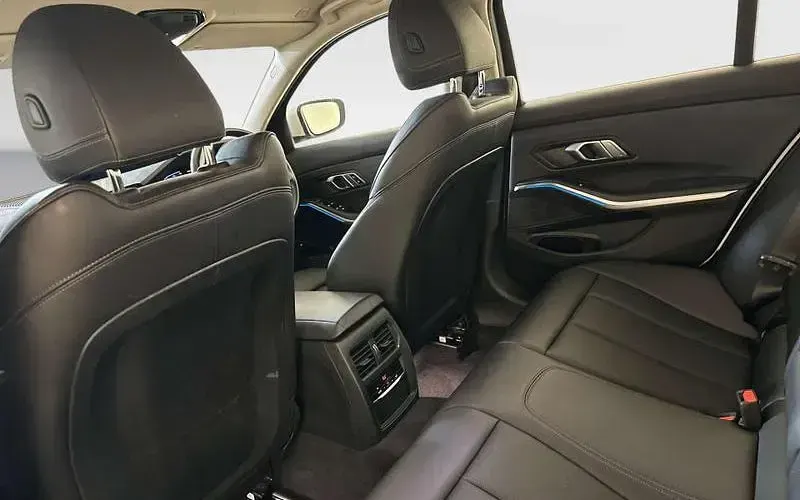 Used BMW 330e Comfort Edition 292 HP (214 kW) 2022 White Sedan