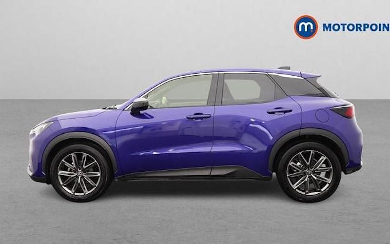 Used Lexus LBX 136 HP (100 kW) 2025 Blue SUV