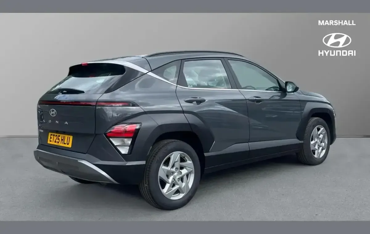 Used Hyundai Kona Advanced 135 HP (99 kW) 2025 Grey SUV