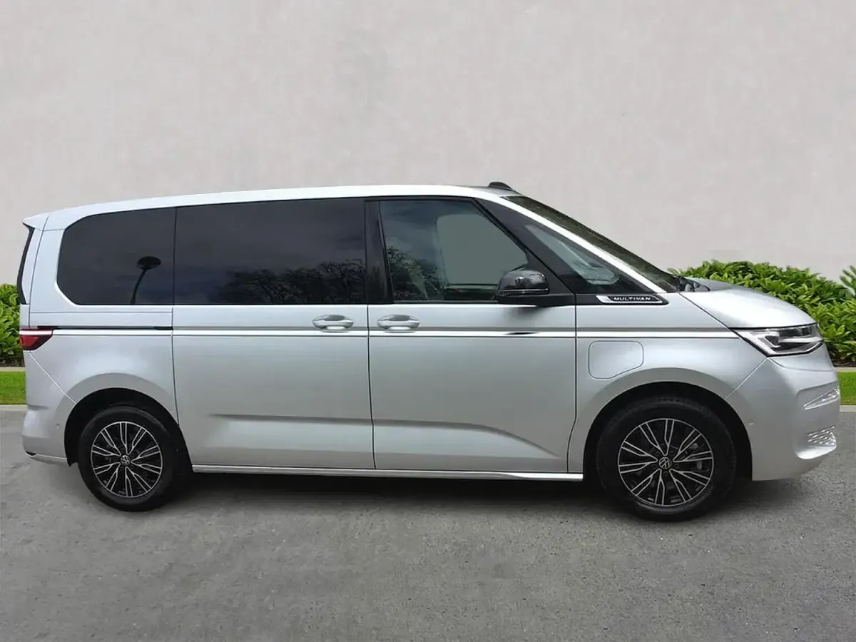 Used VW Multivan Style 218 HP (160 kW) 2024 Silver MPV