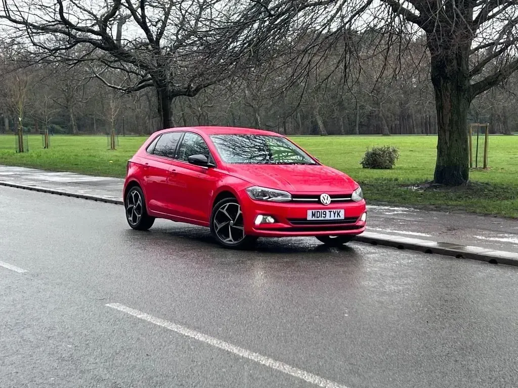 Used VW Polo Beats 65 HP (47 kW) 2019 Red Hatchback